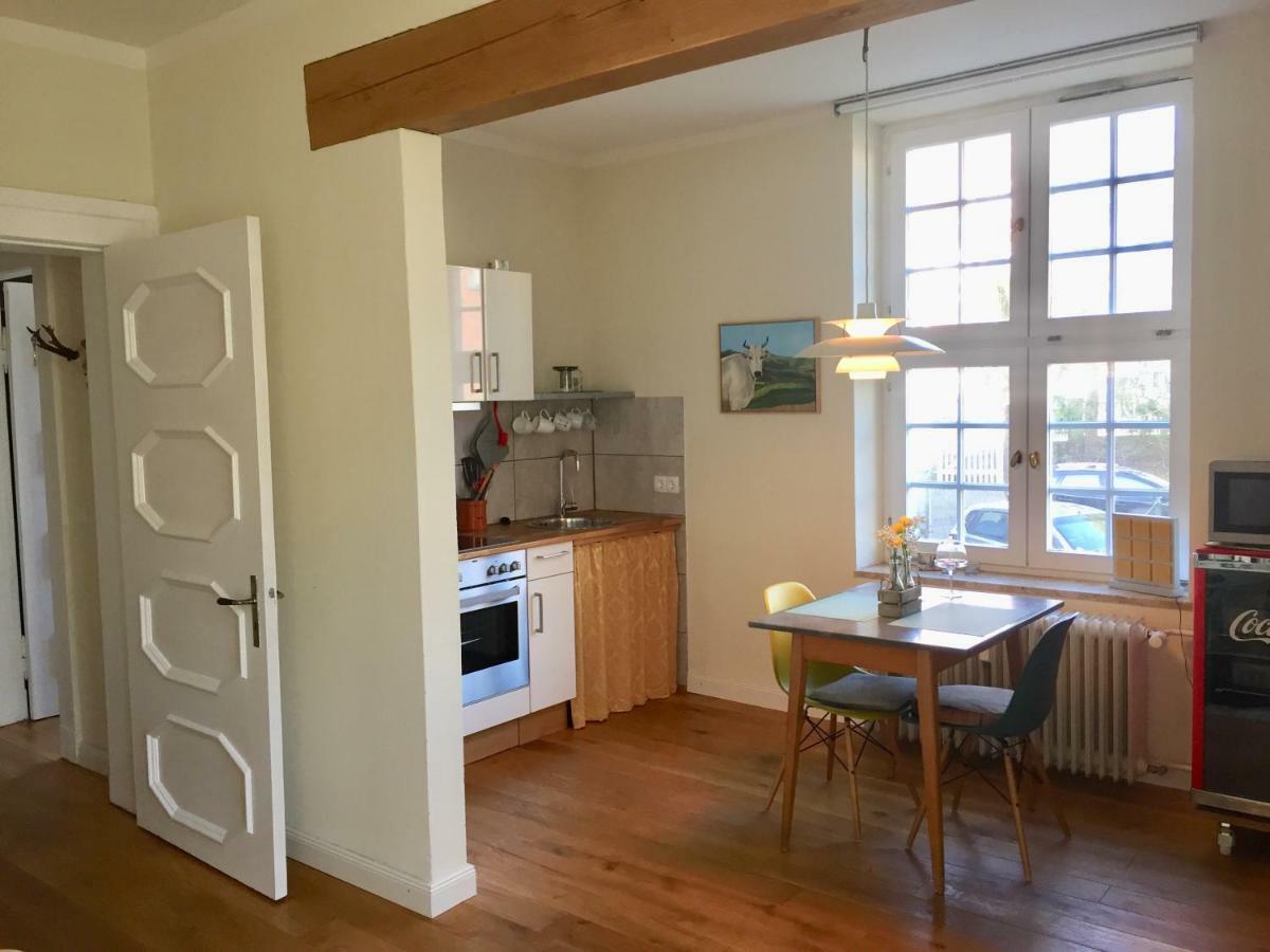 Trash De Luxe Apartment Шлесвиг Екстериор снимка