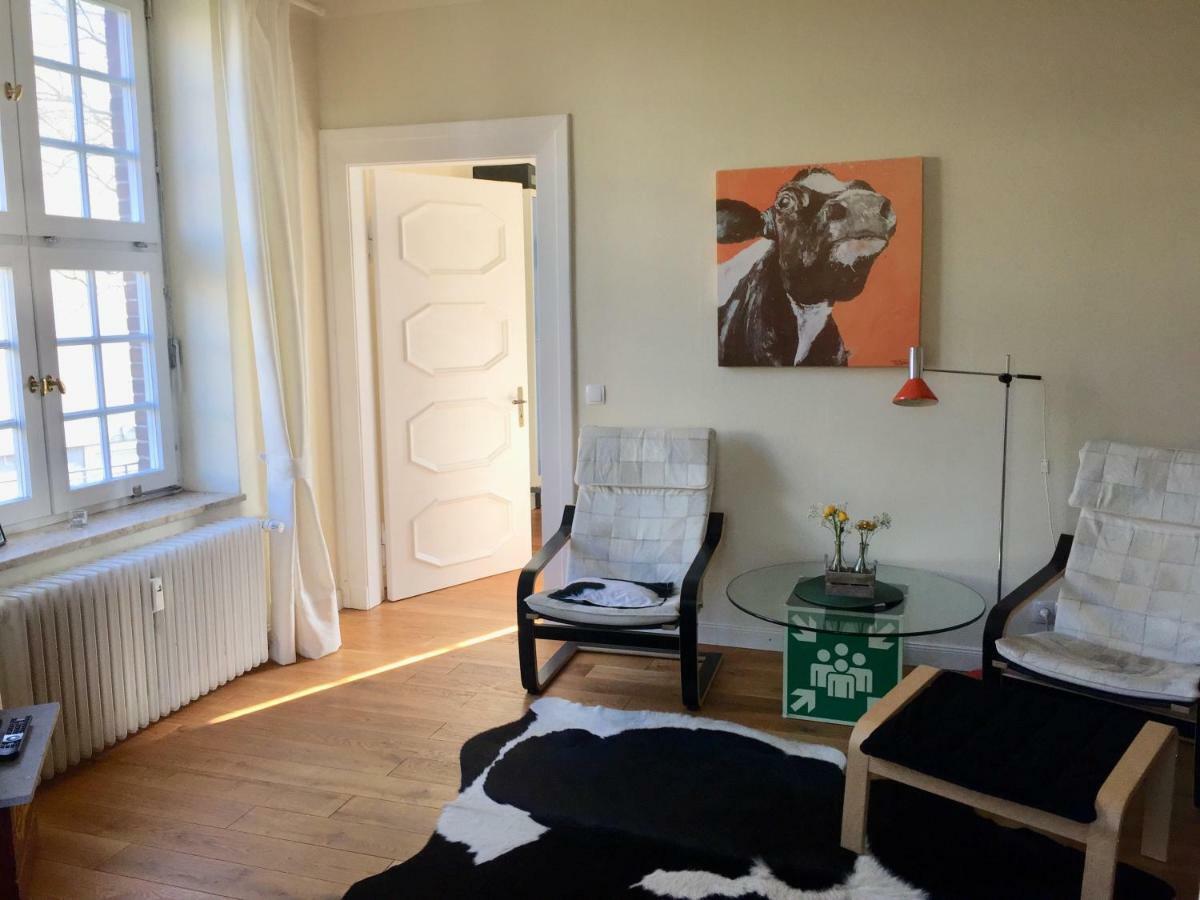 Trash De Luxe Apartment Шлесвиг Екстериор снимка